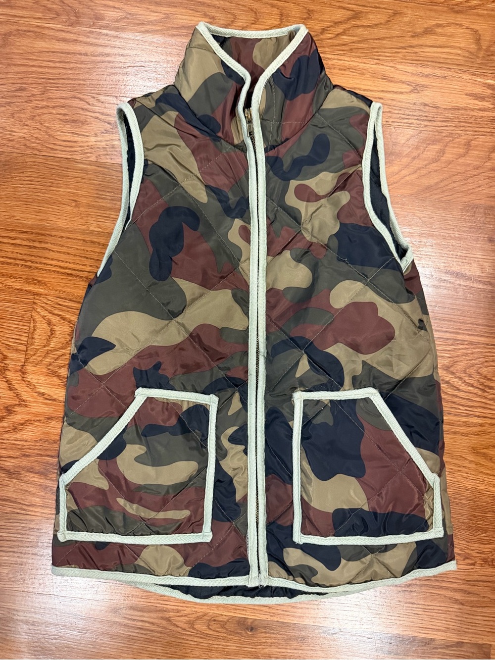 Camo Quilted Vest - Green/Brown